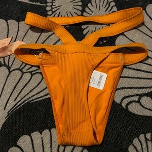 Minimale orange bikini bottom- M